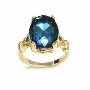 🔥🔥 $10 or 2/$15 🔥🔥 Large statement ring